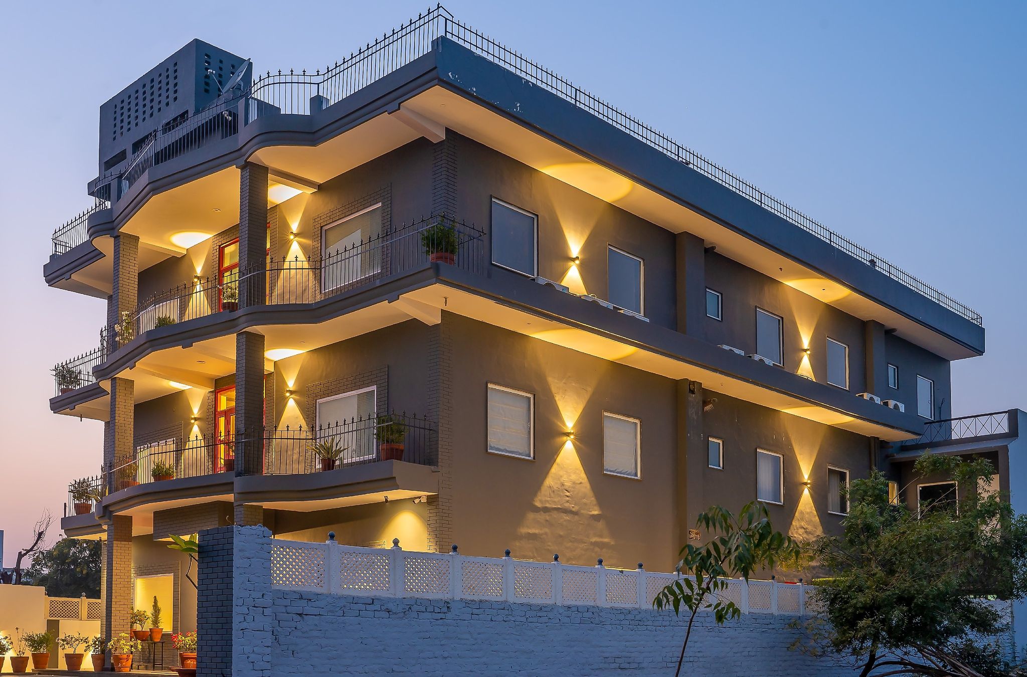 undefined Loft 24 6