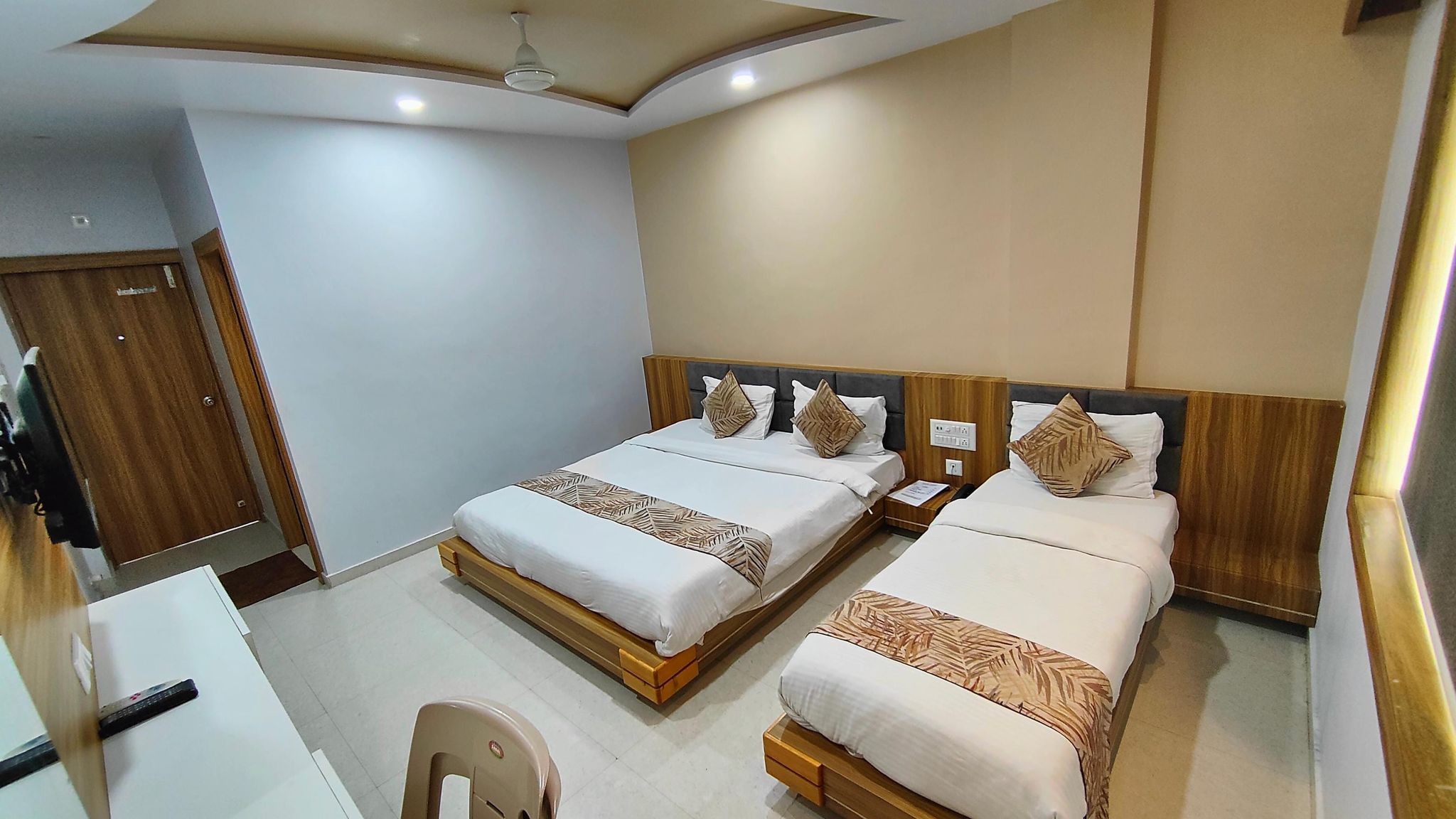 undefined Hotel Krish, Somnath 9