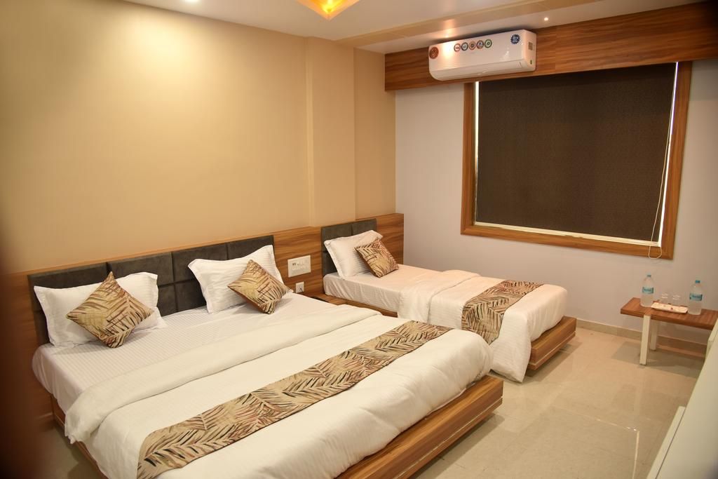 undefined Hotel Krish, Somnath 10