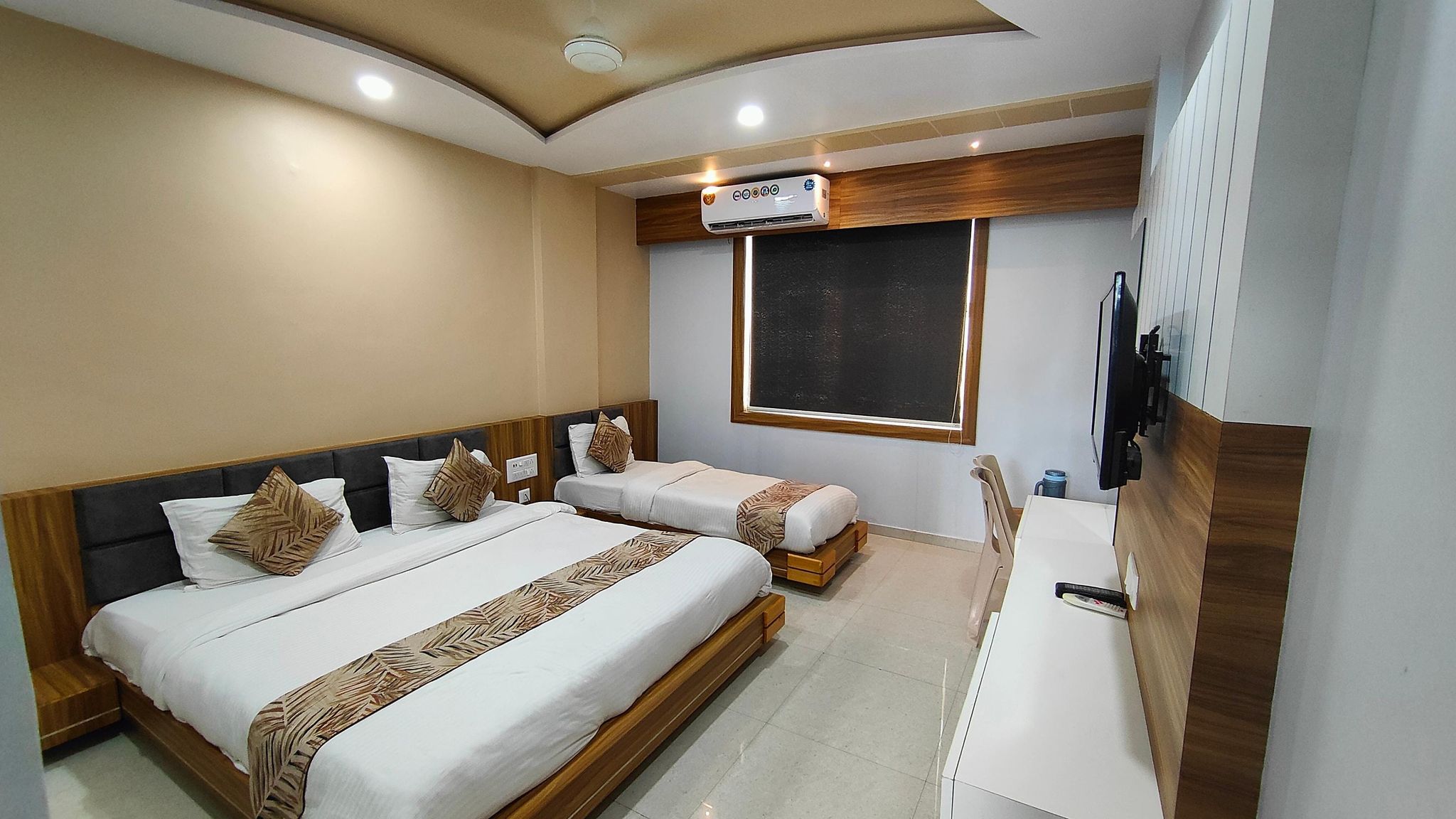 undefined Hotel Krish, Somnath 8