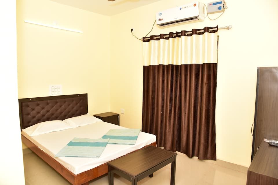 Standard Single Non AC