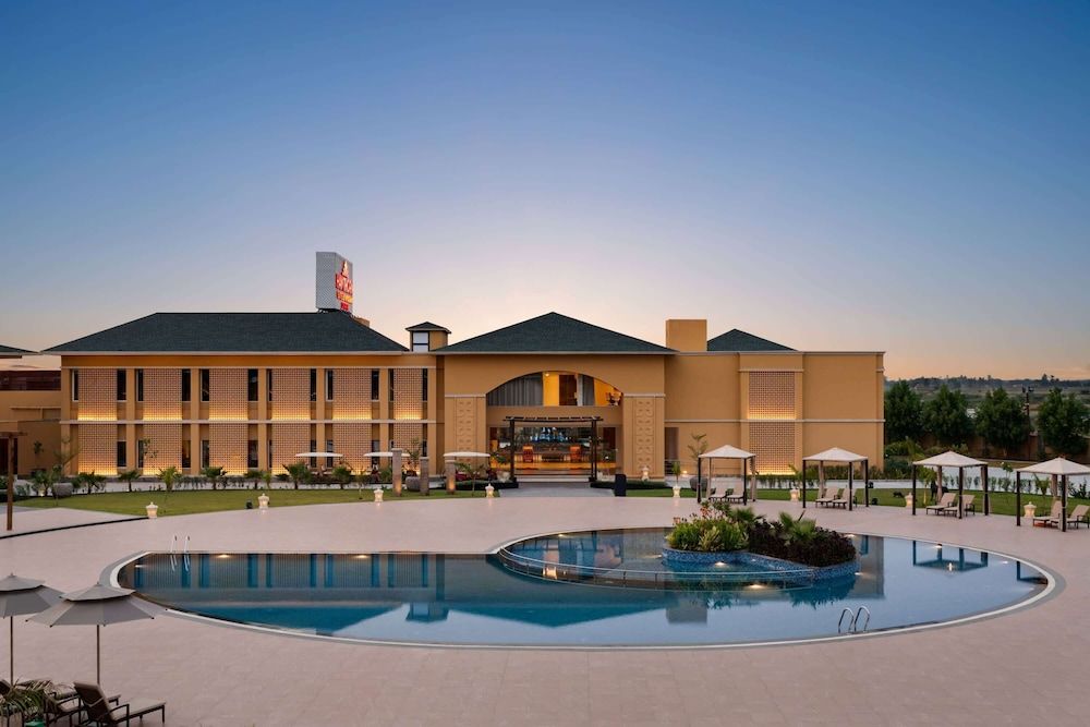 undefined Hawthorn Suites by Wyndham Dwarka 