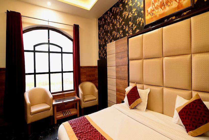 Executive Room