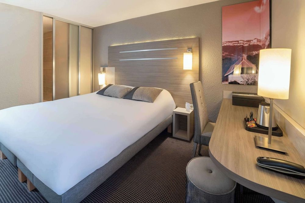 Standard Room, 1 King Bed, Non Smoking