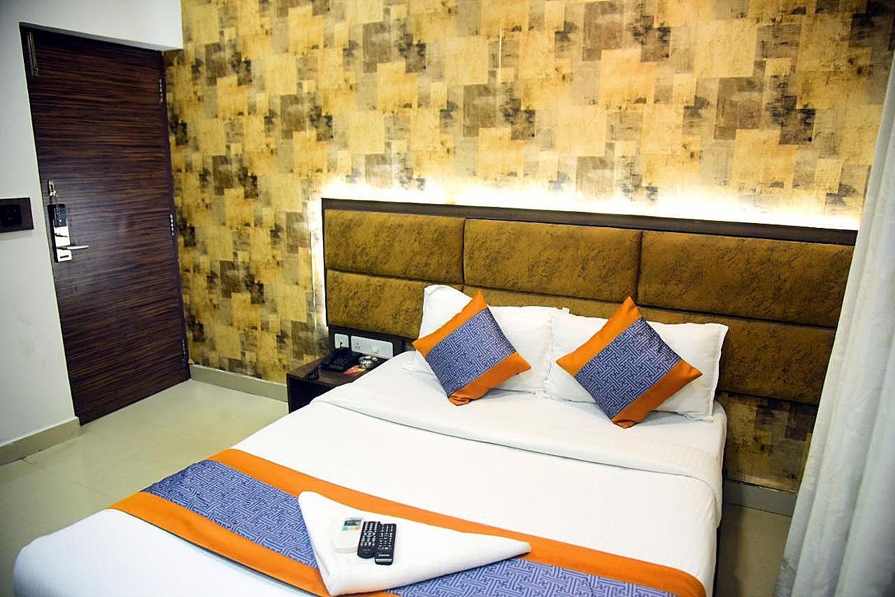 Pine Tree Signature Deluxe Double Room 10
