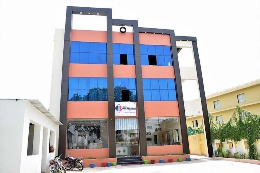 undefined Hotel The Paradise