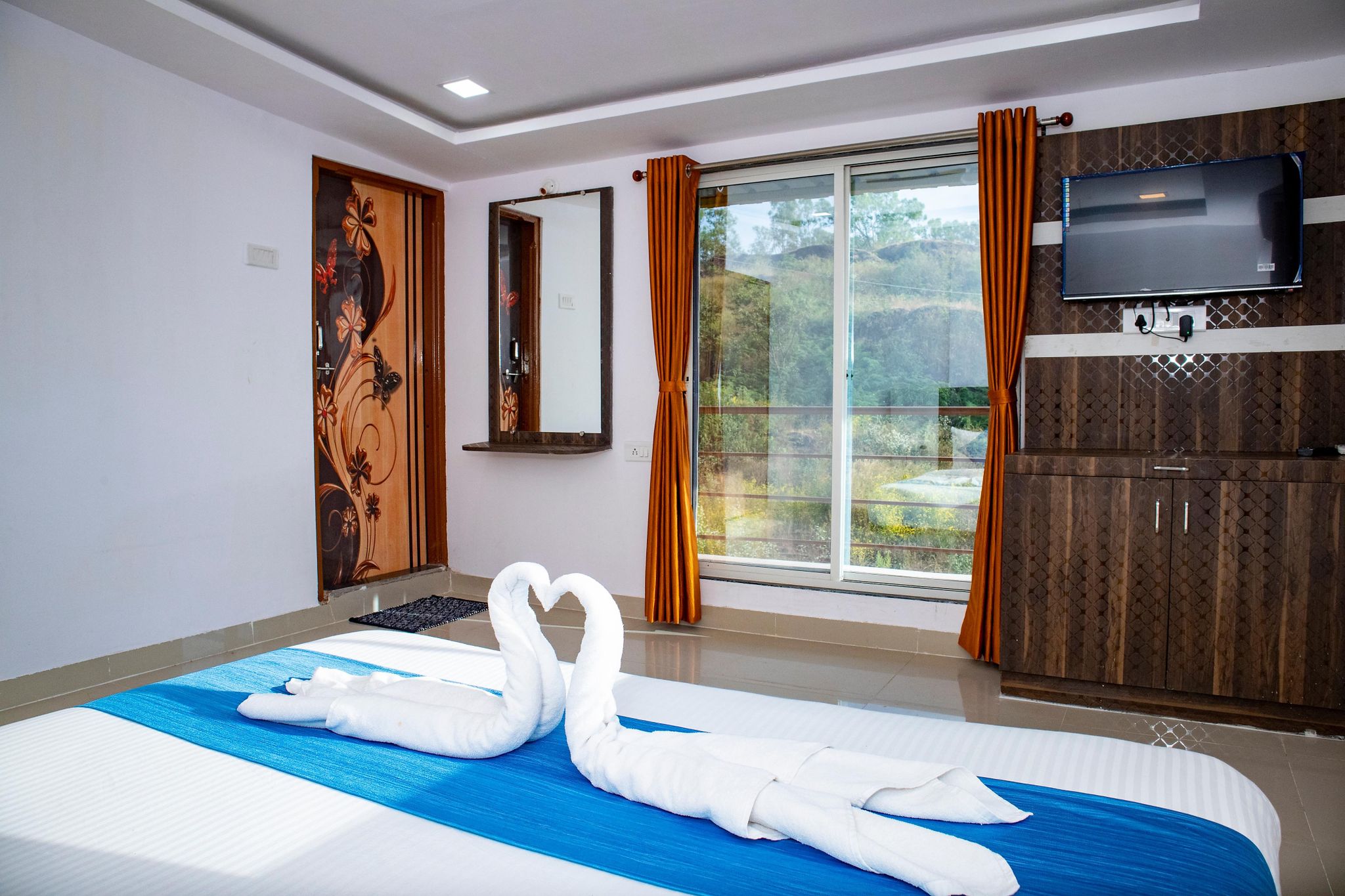 Deluxe AC Room