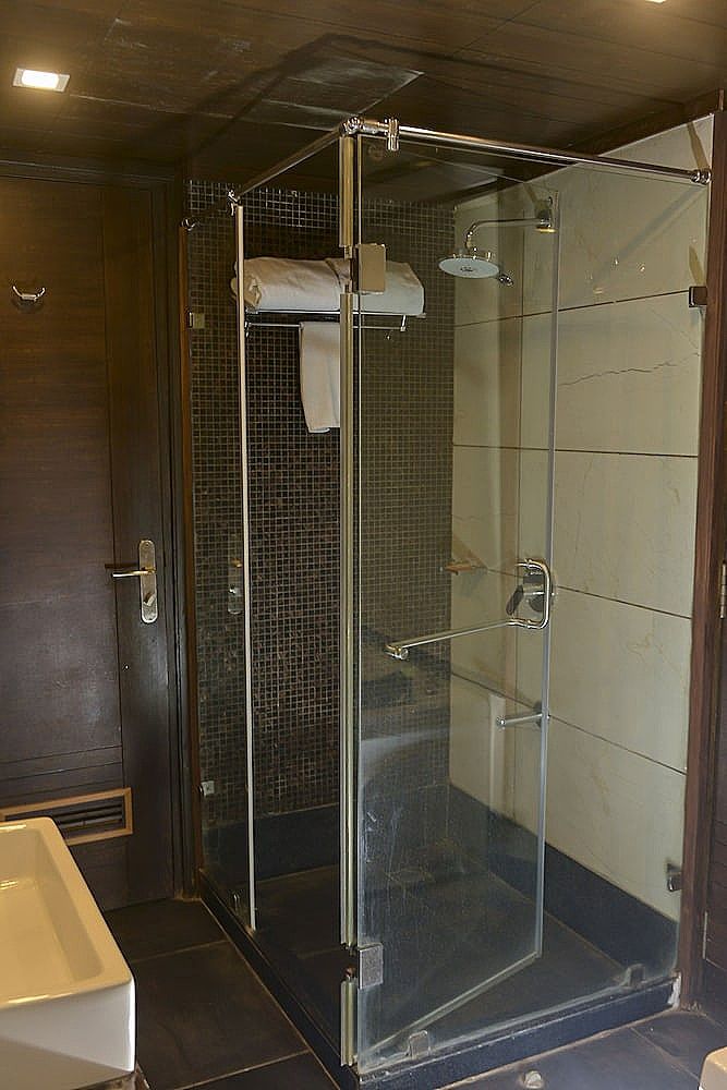 Hotel Almeida Premium Room Twin Beds 9