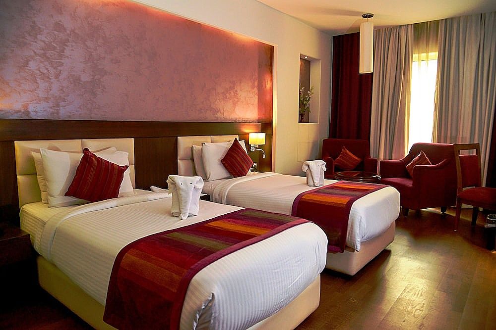 Hotel Almeida Premium Room Twin Beds 2