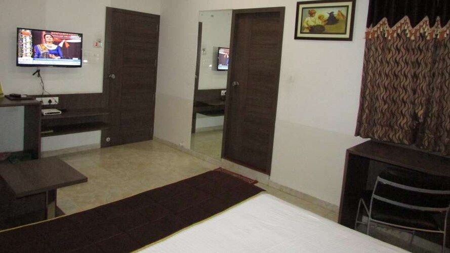 Hotel A R Excellency Deluxe Room 3