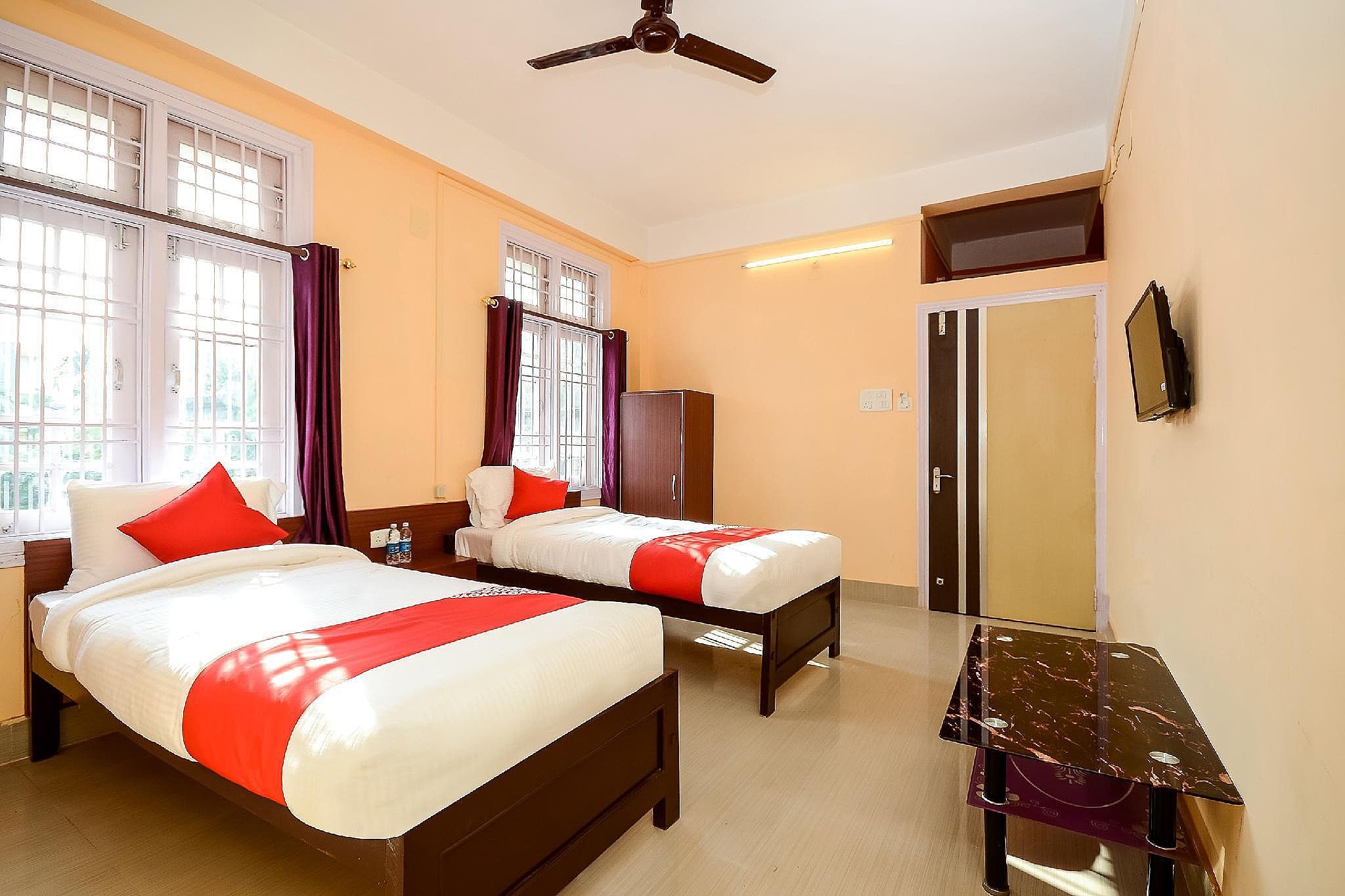 undefined Hotel O Manmohan Enclave 8