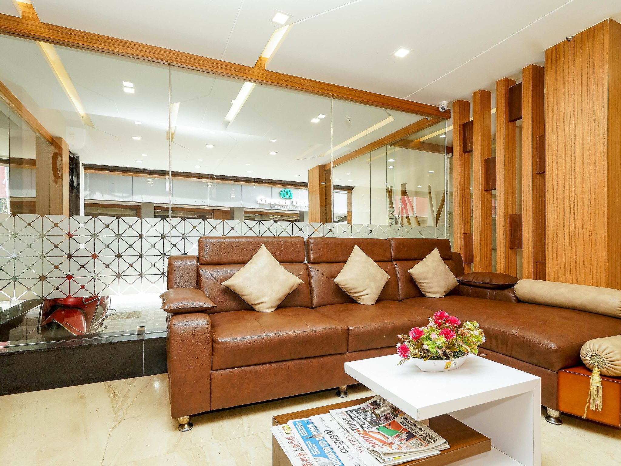 undefined Grand Elegant 3