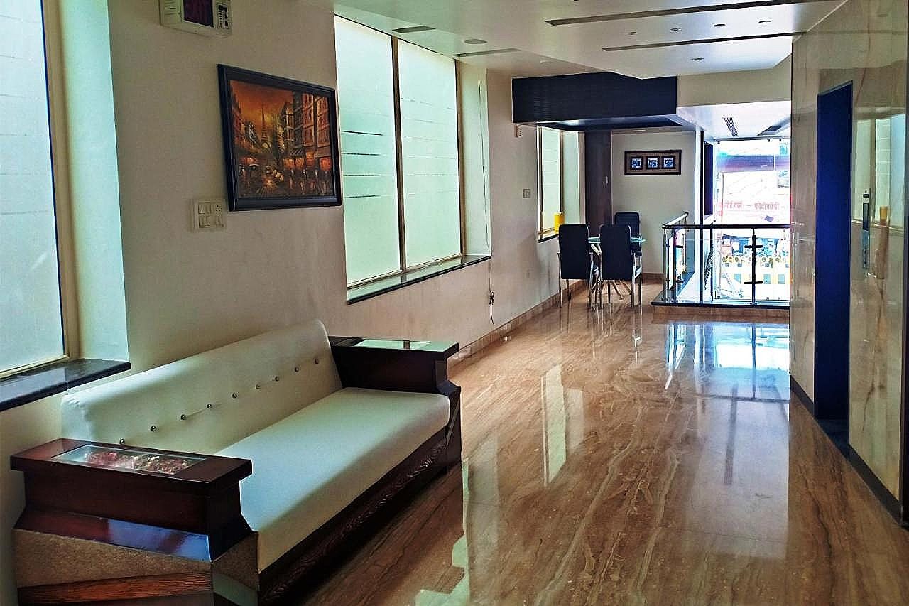undefined Hotel Surya International 4