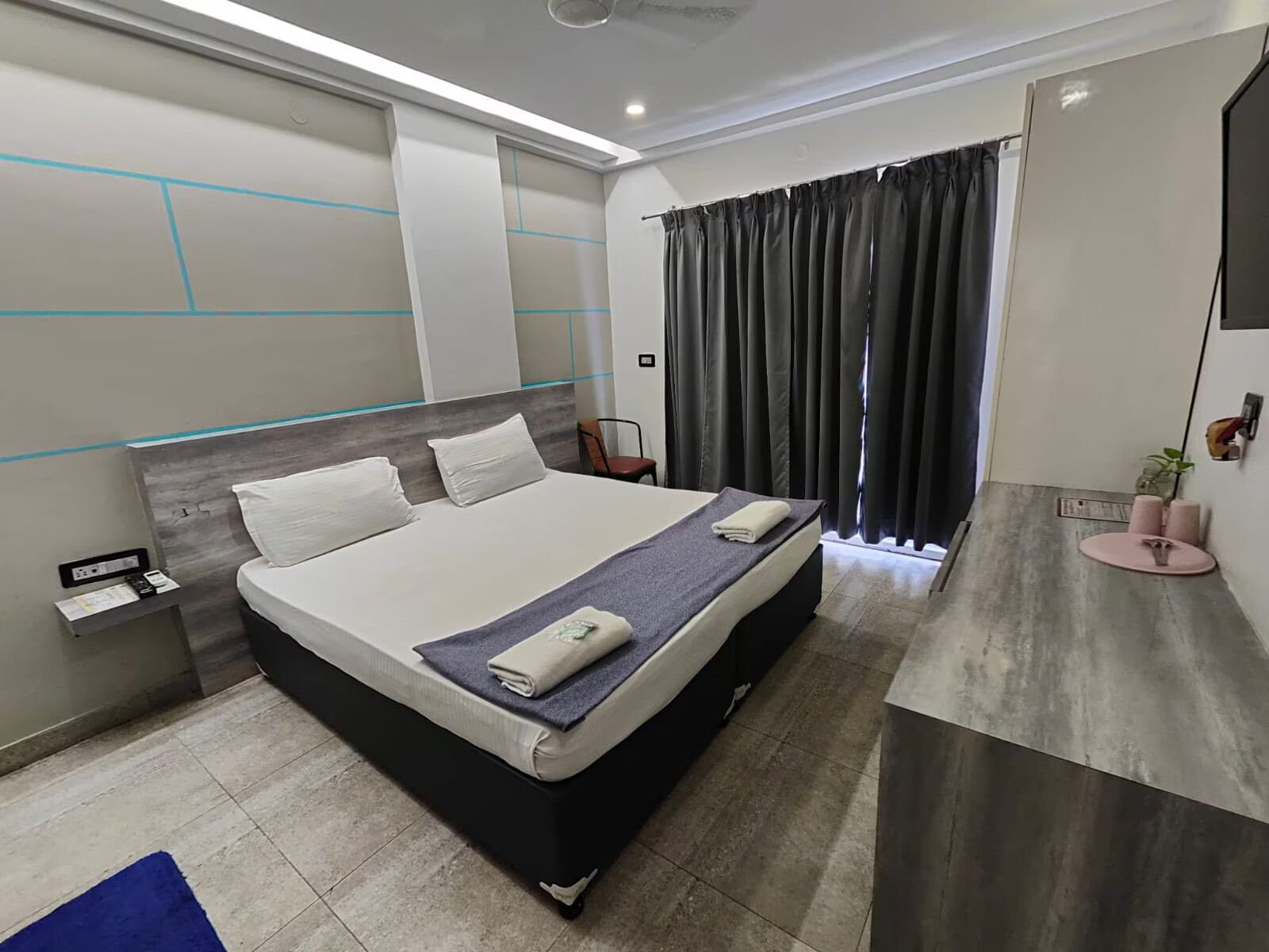 RESTEL STUDIO FLATS Luxury Room with Sofa 5