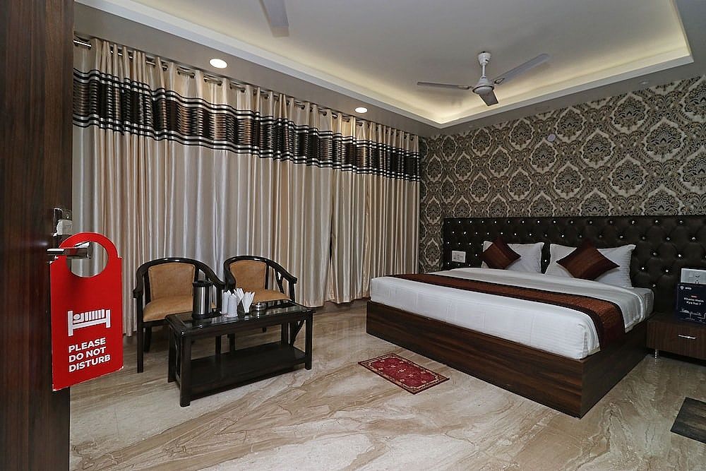 Hotel Sun View International Deluxe Room 3