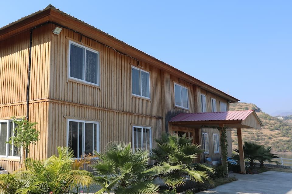 Le ROI Floating Huts & Eco Rooms