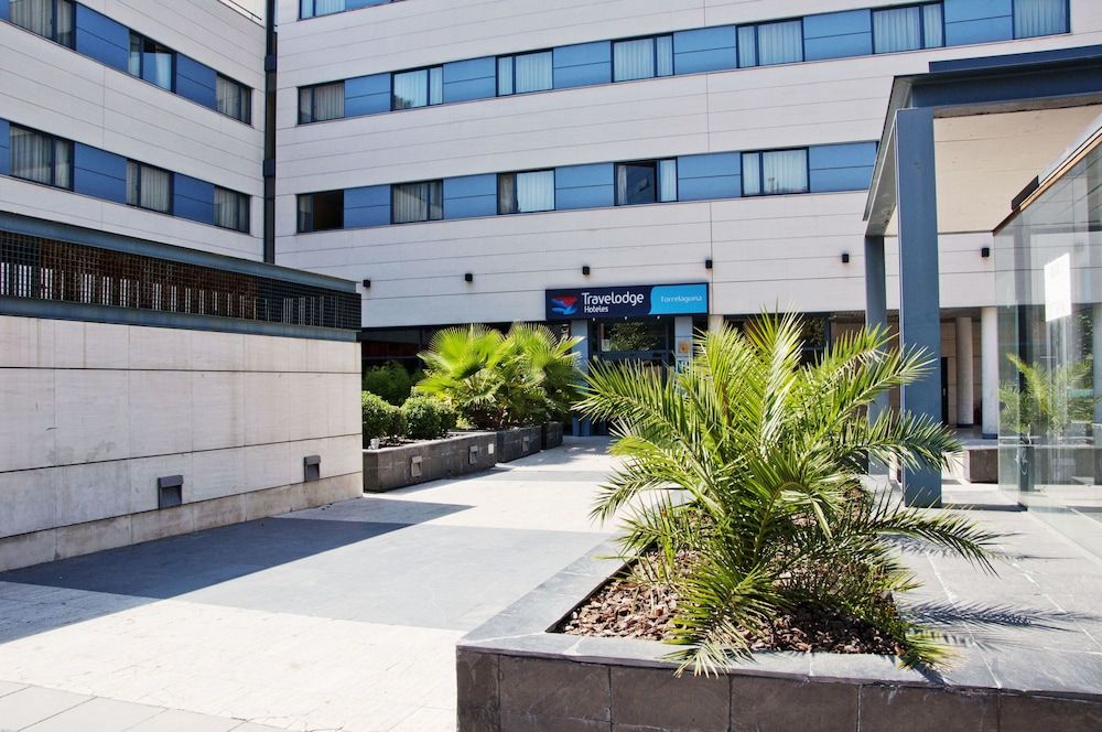 undefined Travelodge Madrid Torrelaguna 4