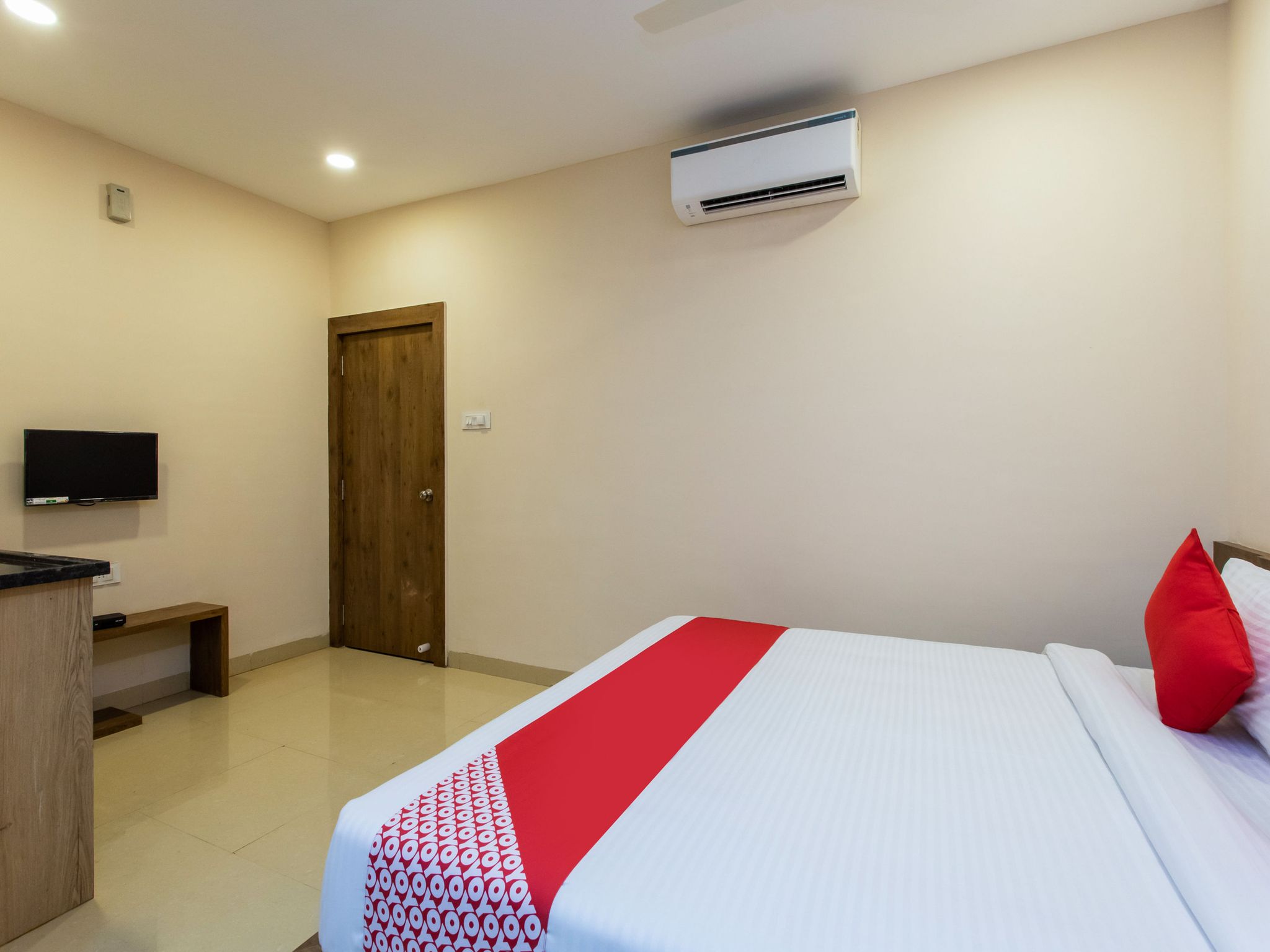 undefined Hotel O White Ridge 5