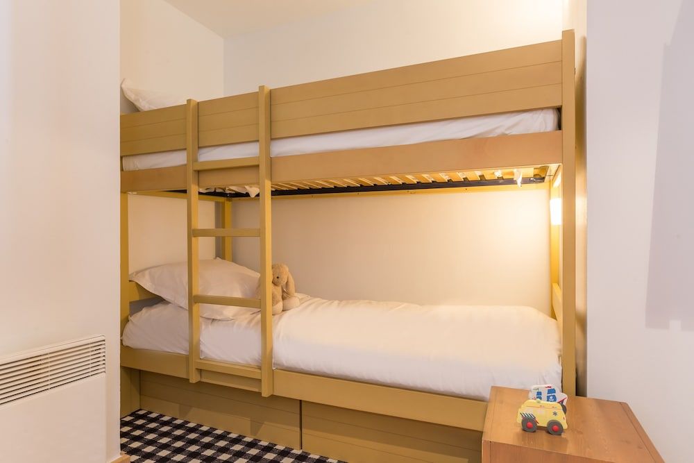 Apartment 9 people - 2 bedrooms + 1 sleeping alcove - Balcony