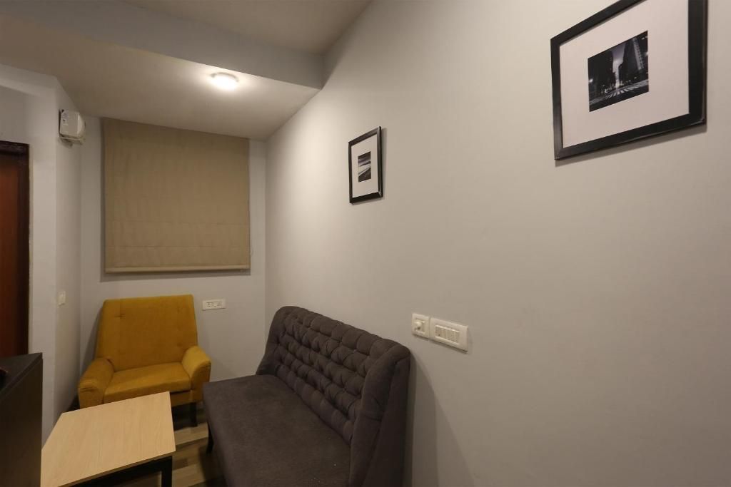 undefined Hotel O EXECUTIVE RC Near ISKCON Temple Noida 3