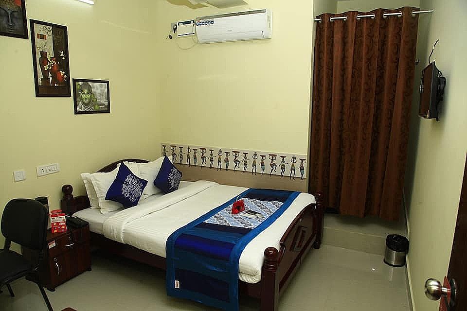 Jai Palace Deluxe AC Room
