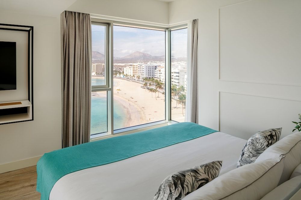 Arrecife Gran Hotel & Spa Suite, Sea View