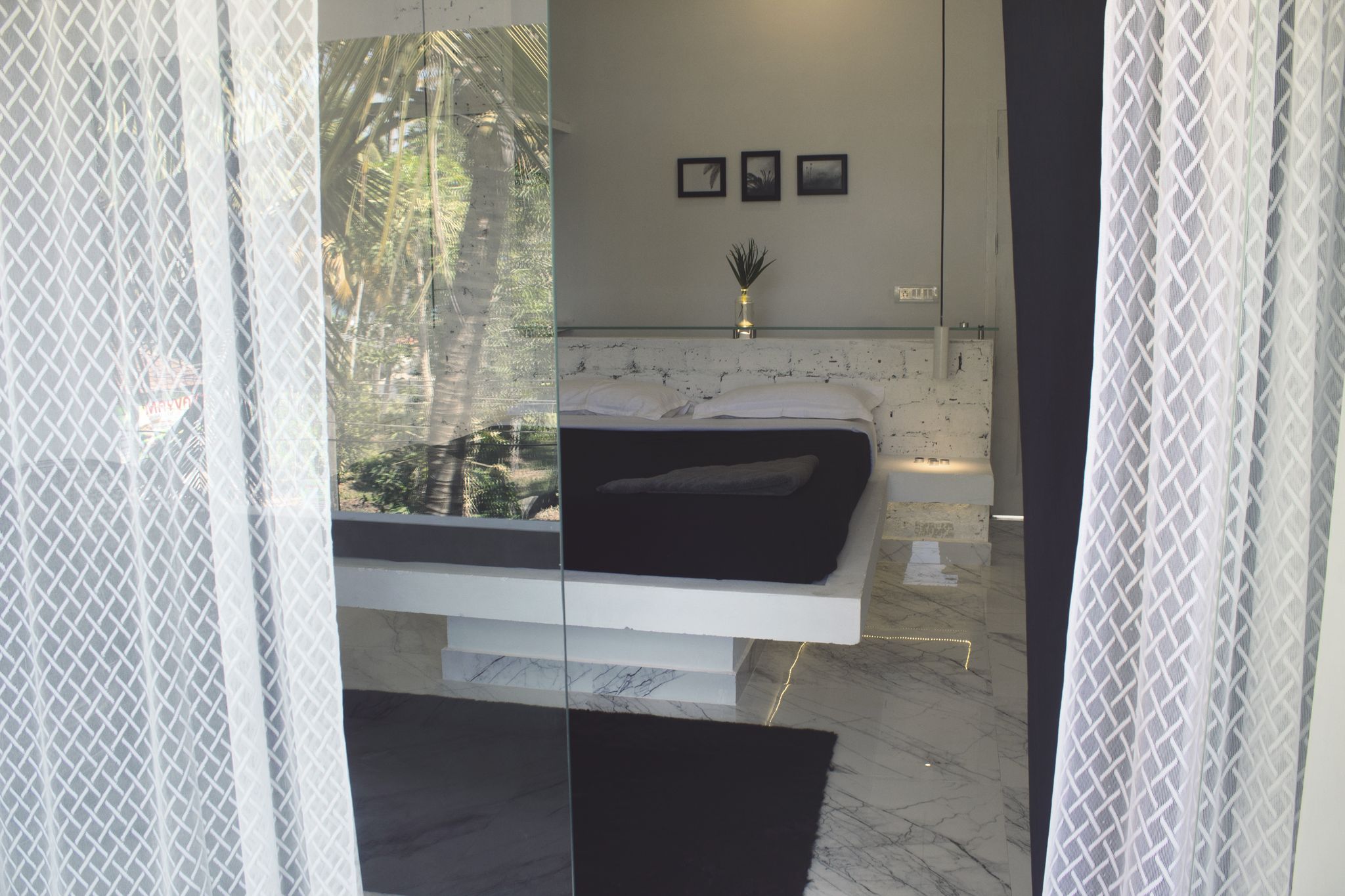 Deluxe room with Pool view