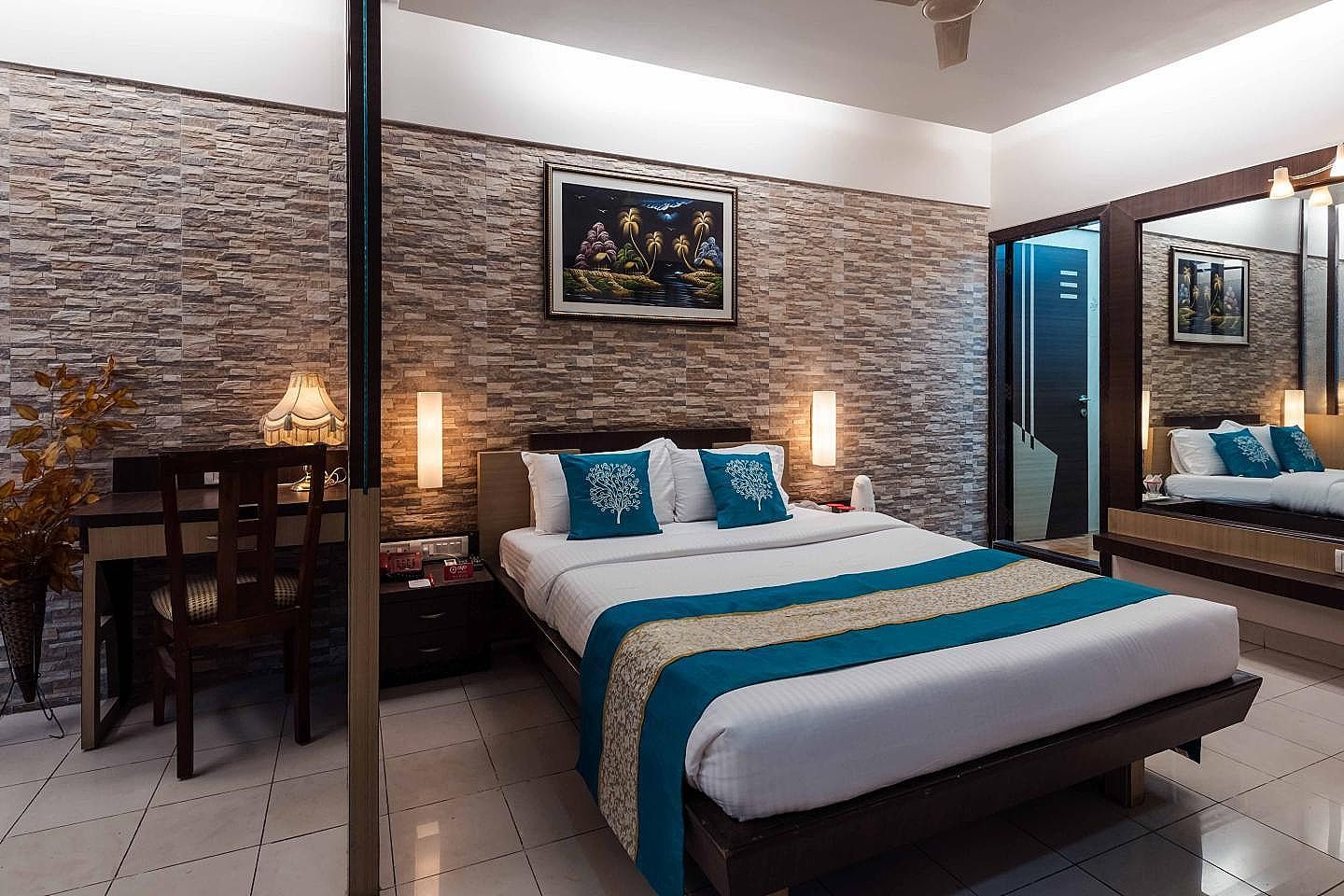 undefined Hotel Royal Regency 8