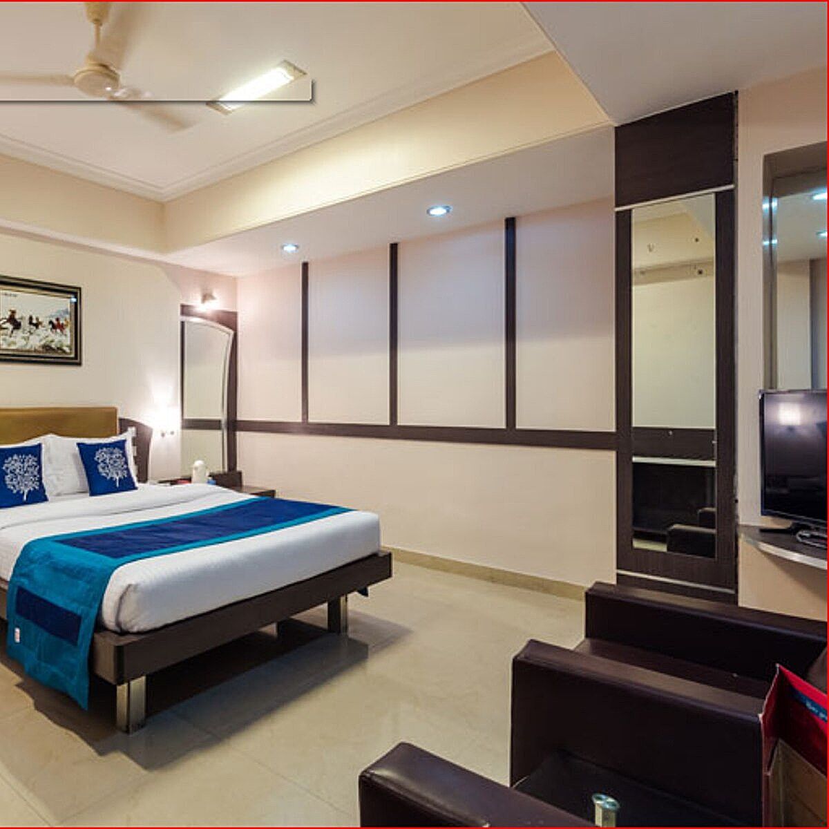 Hotel Royal Regency Deluxe Room (Unmarried Couple not allowed ) 2
