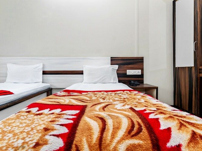 Hotel Kashiba's Deluxe Non Ac 4