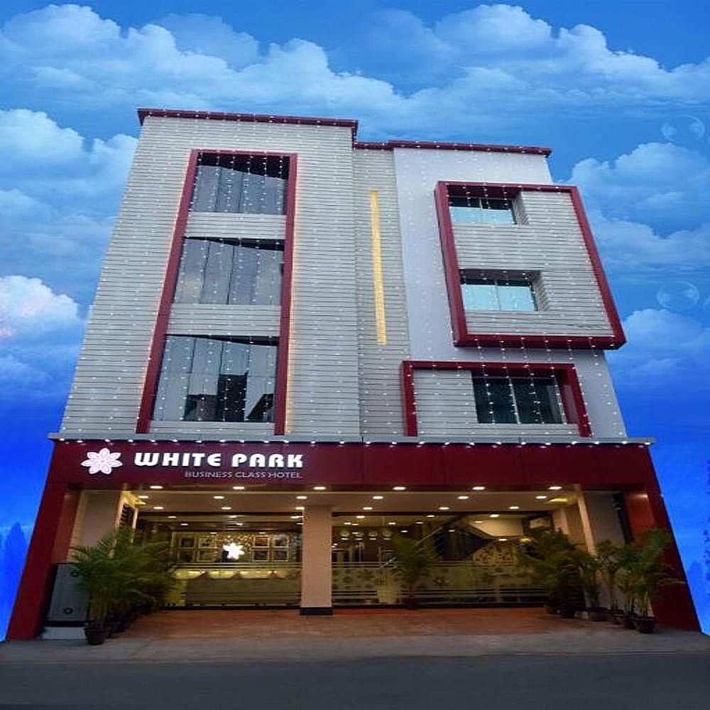 undefined Hotel White Park 7