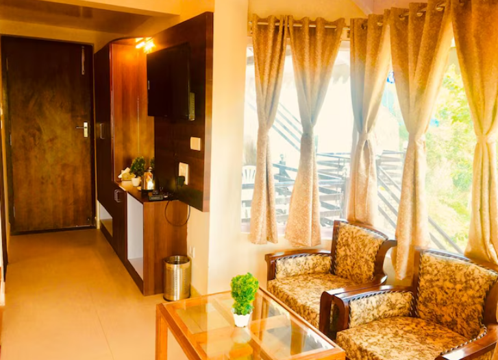 Premium Duplex Family Room with Mountain & Valley View