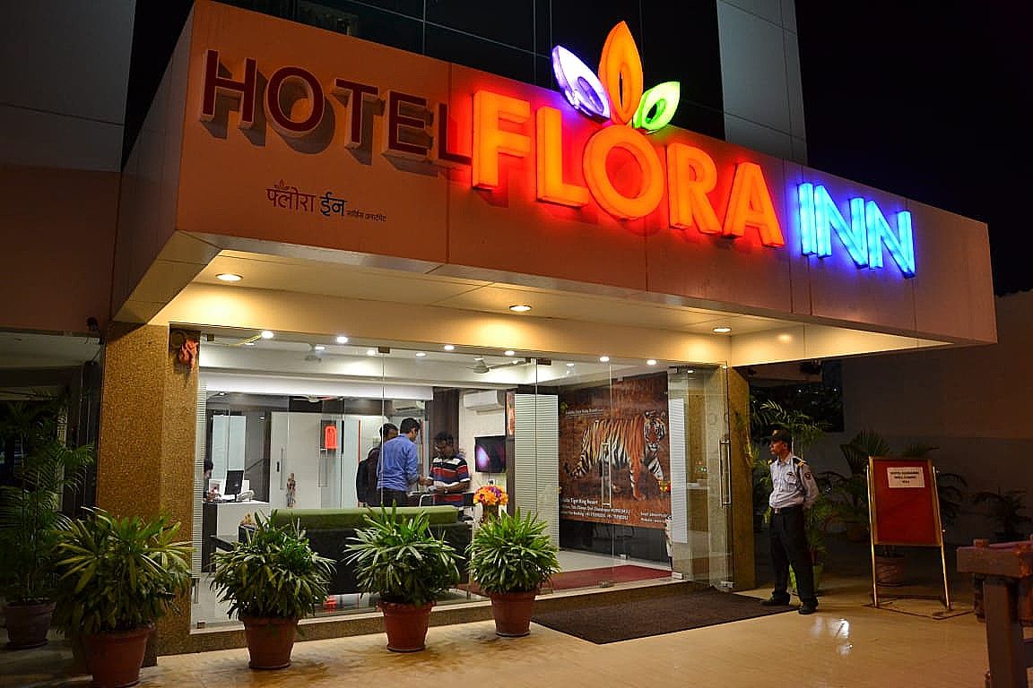 undefined Hotel Flora inn 6