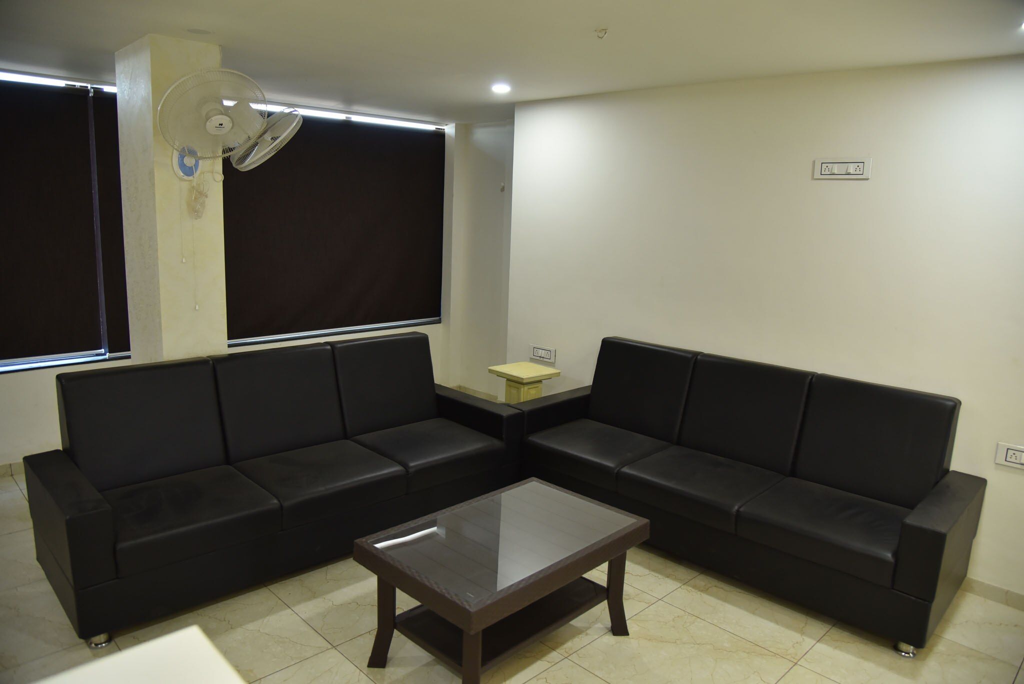 undefined Hotel Savera Inn 3