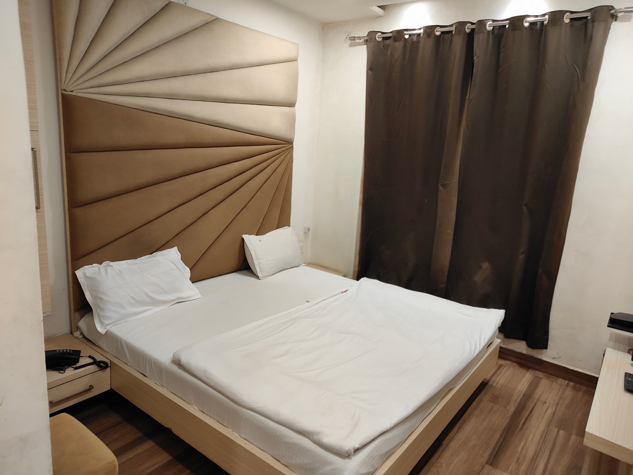 Deluxe AC