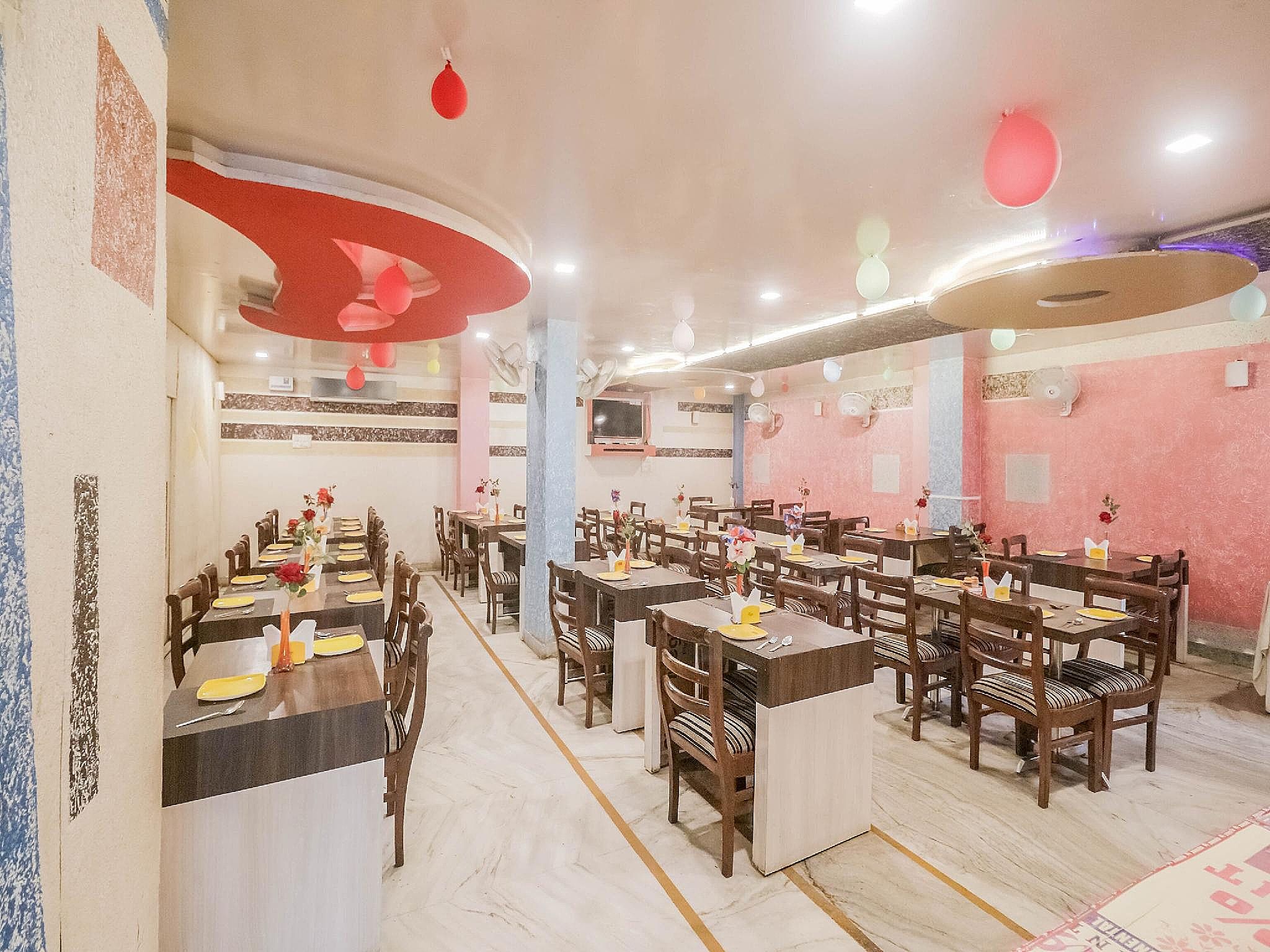 undefined Super Collection O Kewal Palace Hyderabad Gate 9