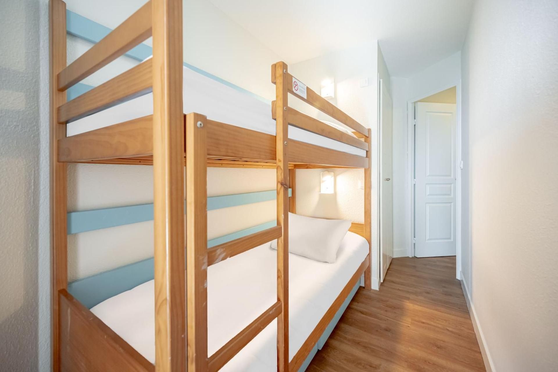 Studio with Sleeping Alcove, Air Conditioning and Terrace or Balcony (4 People)