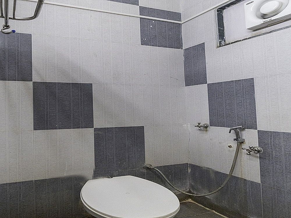 OYO 13409 Home Cozy Stay near ISBT Dharamshala Double or Twin Room 4