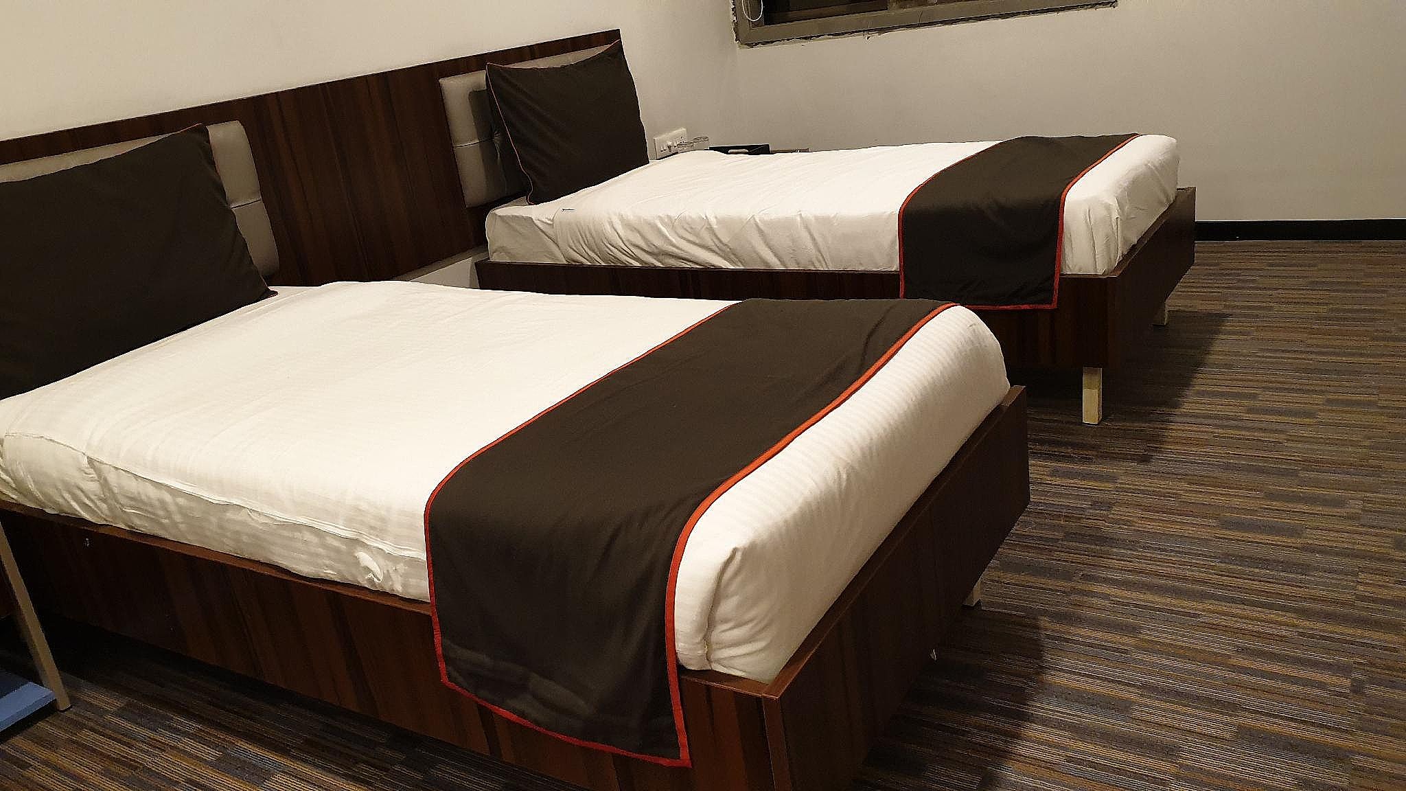 CRYSTAL URBAN PARK Deluxe Room 4