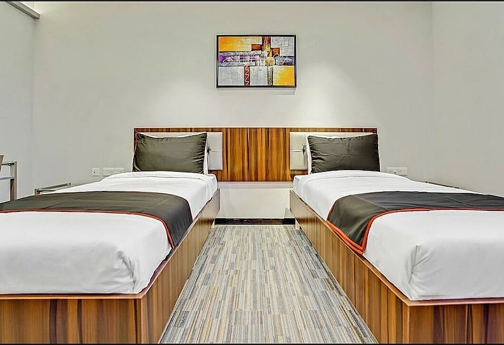 CRYSTAL URBAN PARK Deluxe Room 2