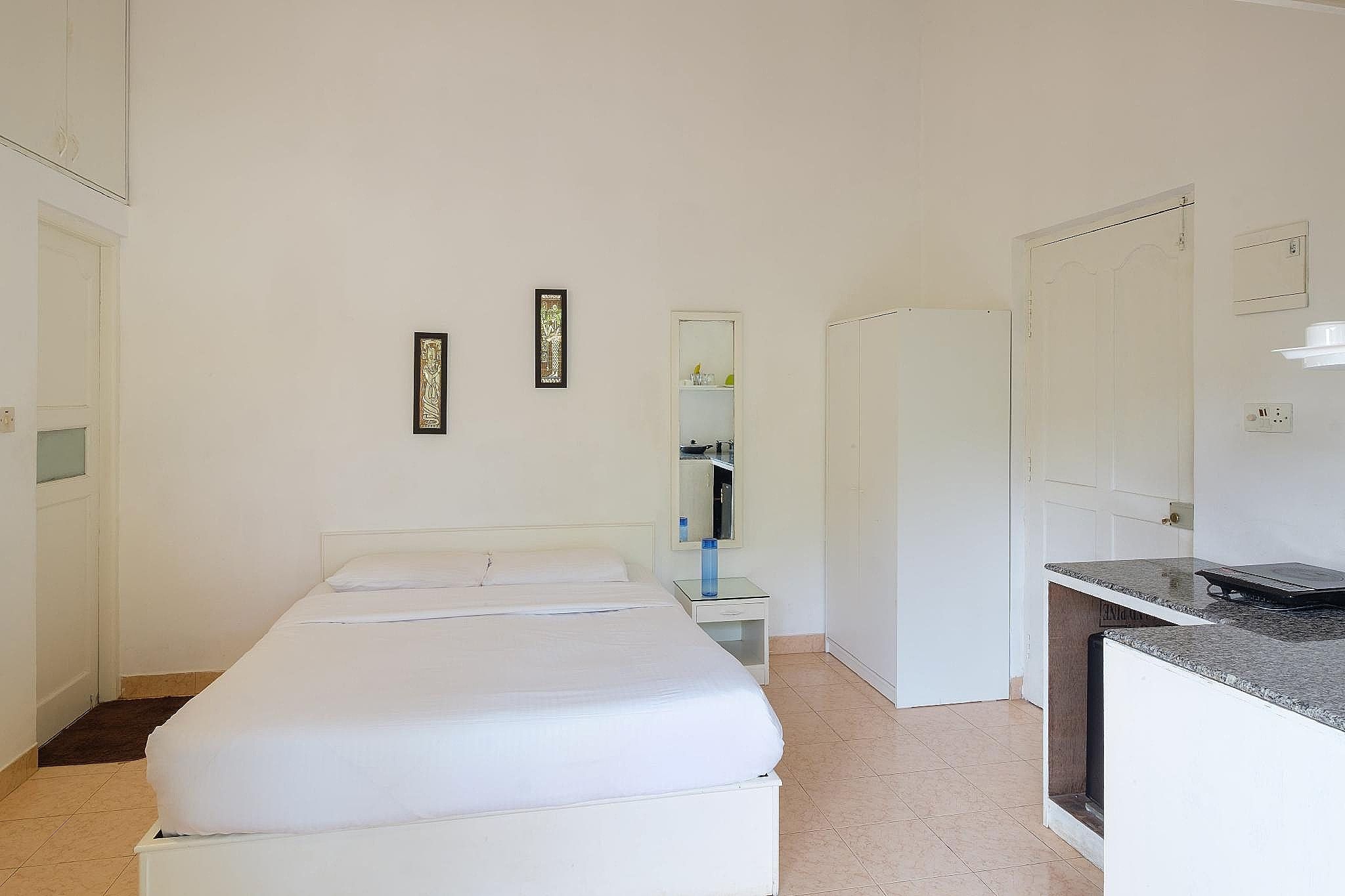 Gaur Opulent Standard Room with Balcony