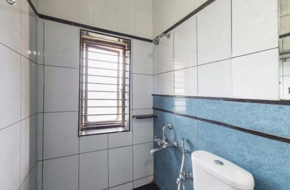 Hotel Megharaj Non AC Room (Double) 6