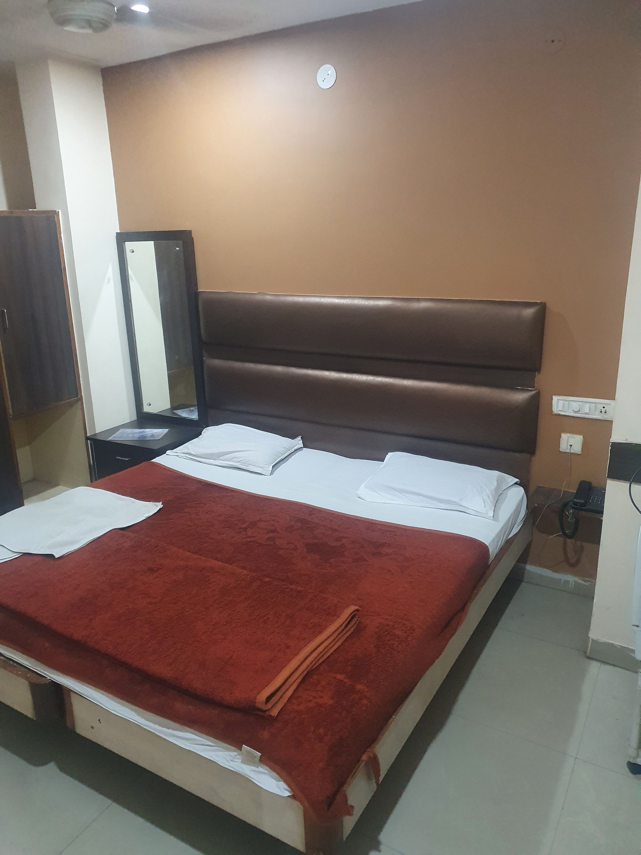 Super deluxe double Room