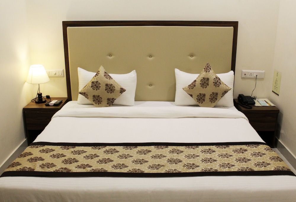 undefined Lime Tree - Eco Inn Hotel 6