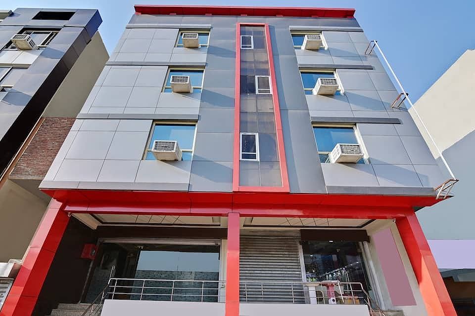 undefined Treebo Resto- Near Lucknow Railway Station