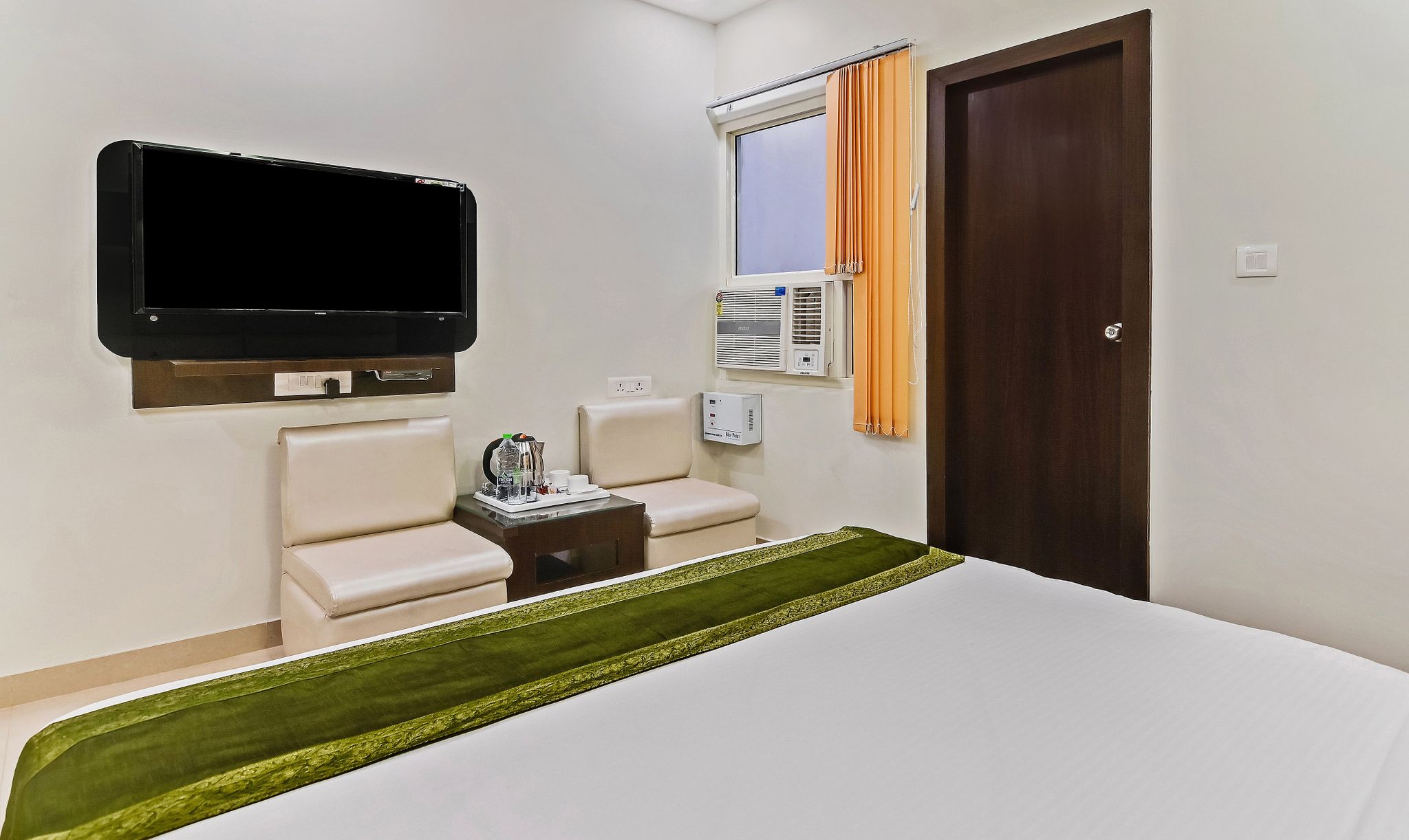 Treebo Resto- Near Lucknow Railway Station Standard Double Room 27