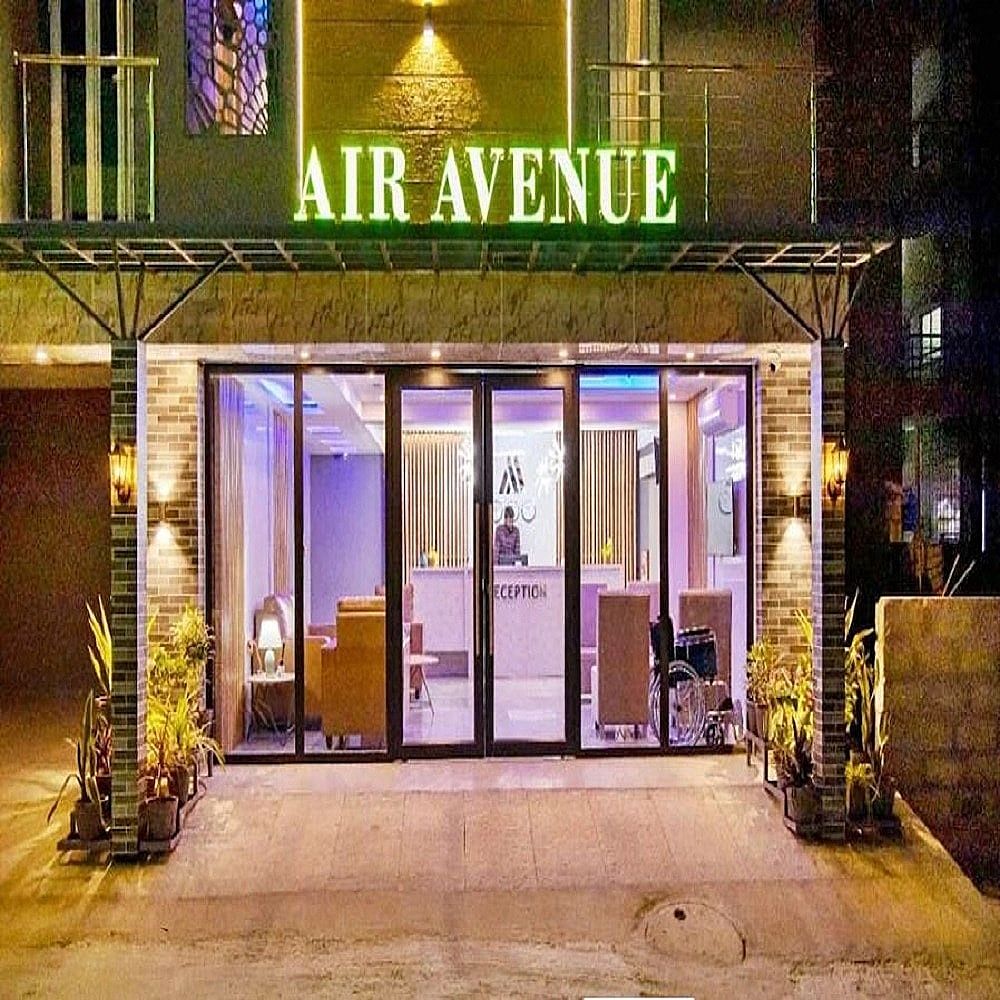 undefined Air Avenue Hotel