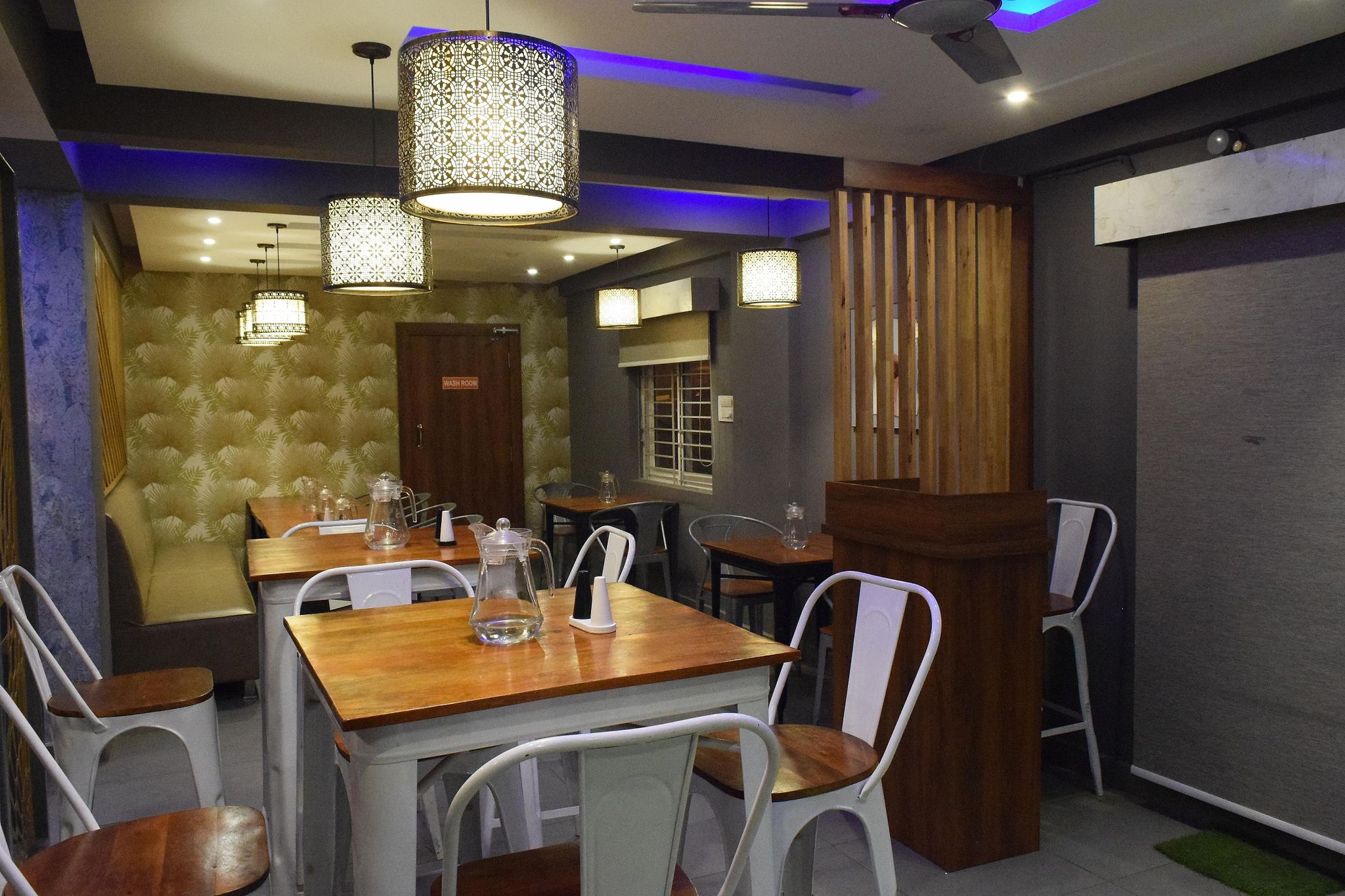 undefined Air Avenue Hotel 10
