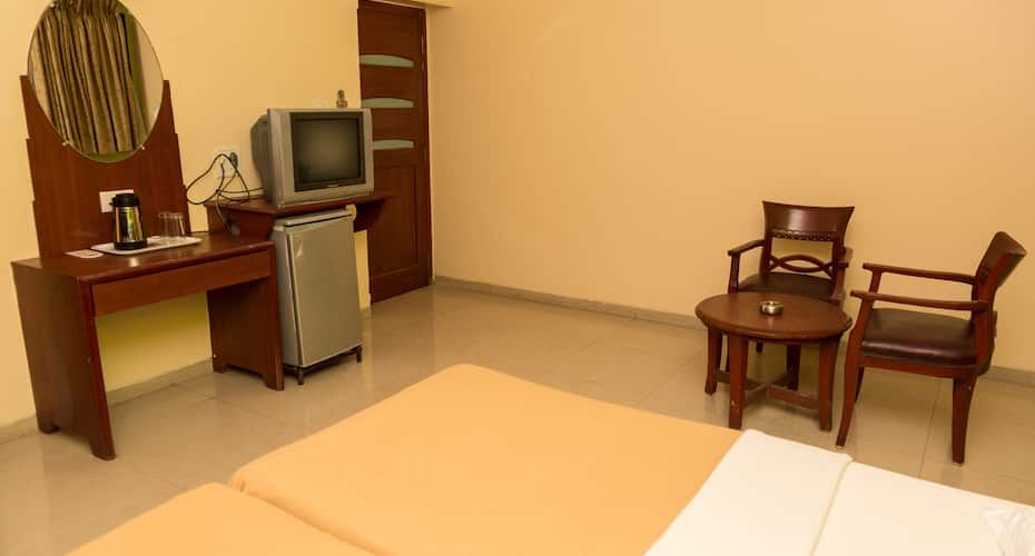 Deluxe Double Room Non  A/C