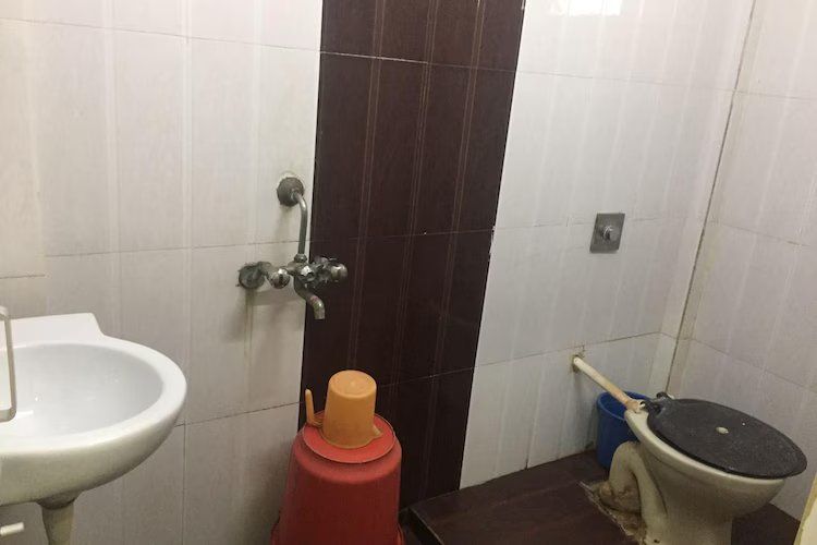 Standard Non AC Room 24hrs checkout